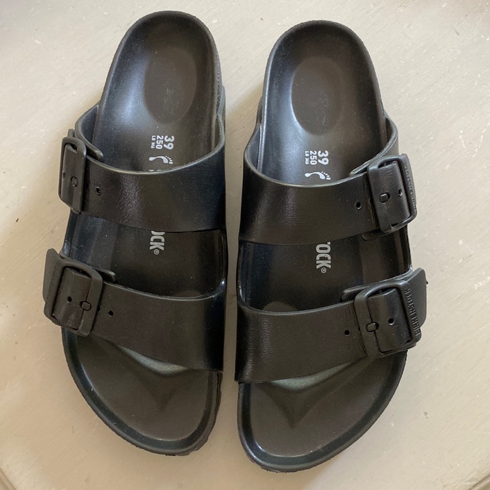 Birkenstock Arizona EVA - Black - women’s size 39. Brand new, never worn.